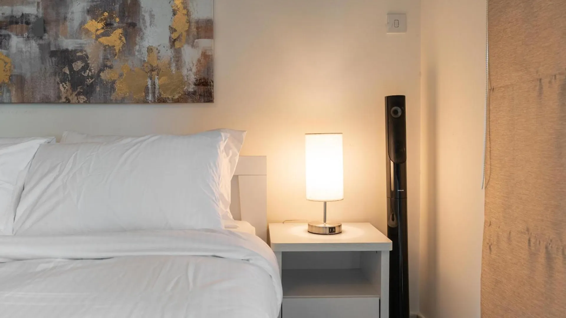 Bespoke Residences - Spacious Studio In Bay Square Dubai Apartment