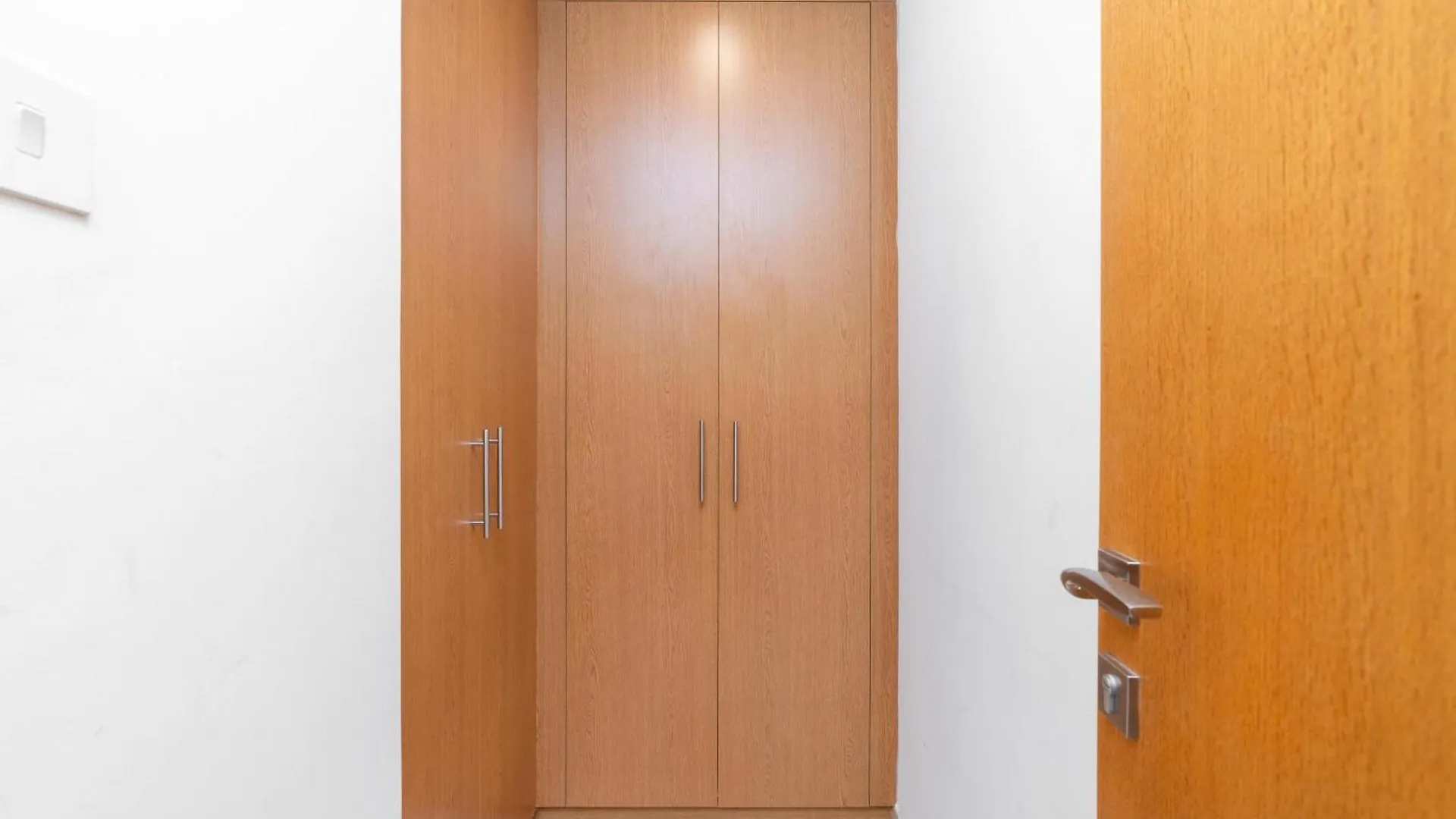 Bespoke Residences - Spacious Studio In Bay Square Dubai