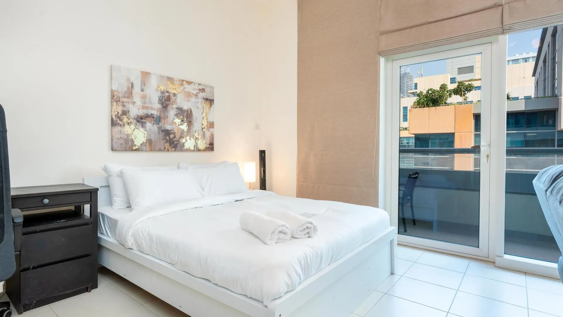 Bespoke Residences - Spacious Studio In Bay Square Dubai Apartment